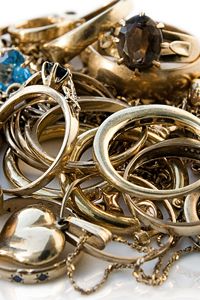 How to Sell Gold – Selling Gold Jewellery, Gold Coins & Gold Bars